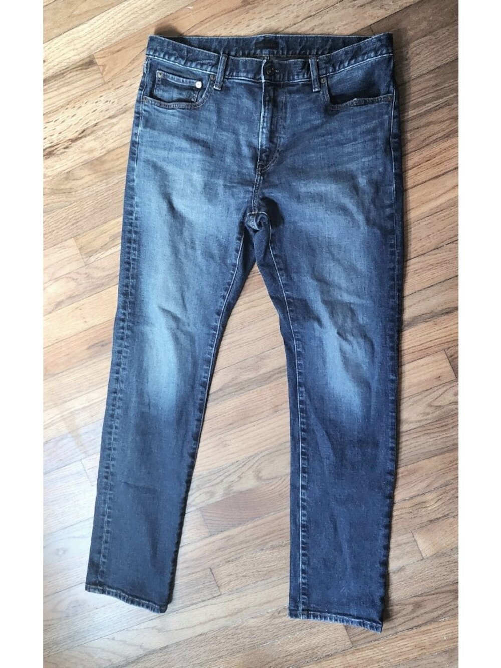 Uniqlo Jeans Mens 34 Blue Straight Leg Slim Fit Denim Pockets Dark Wash Indigo